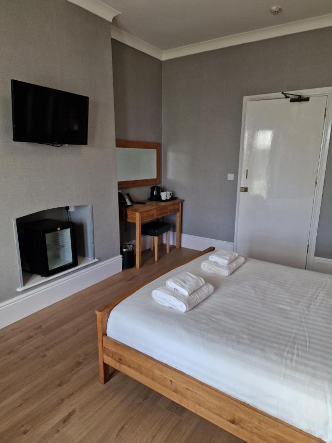Broadway House Bed & Breakfast Laugharne Luaran gambar