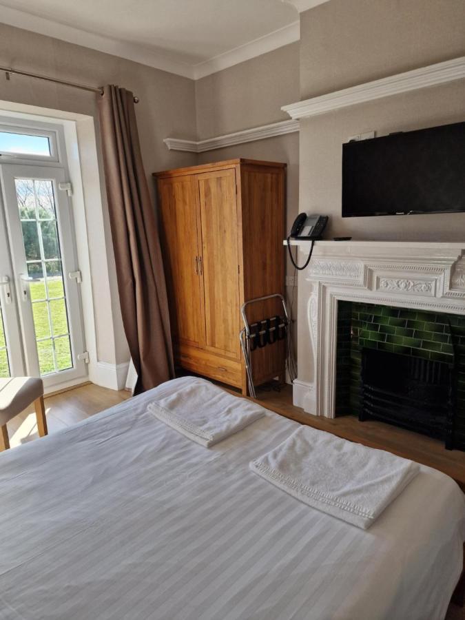 Broadway House Bed & Breakfast Laugharne Luaran gambar